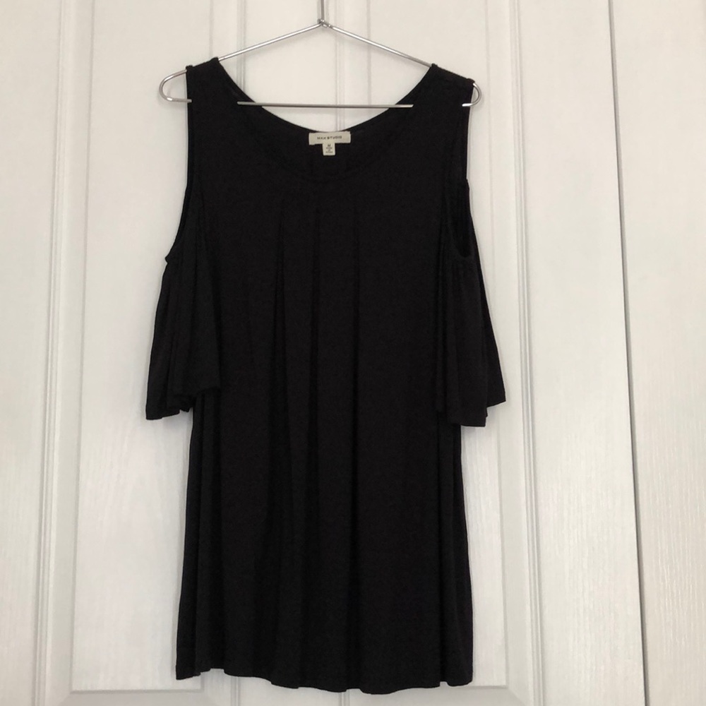 Max Studio black cold shoulder top size M